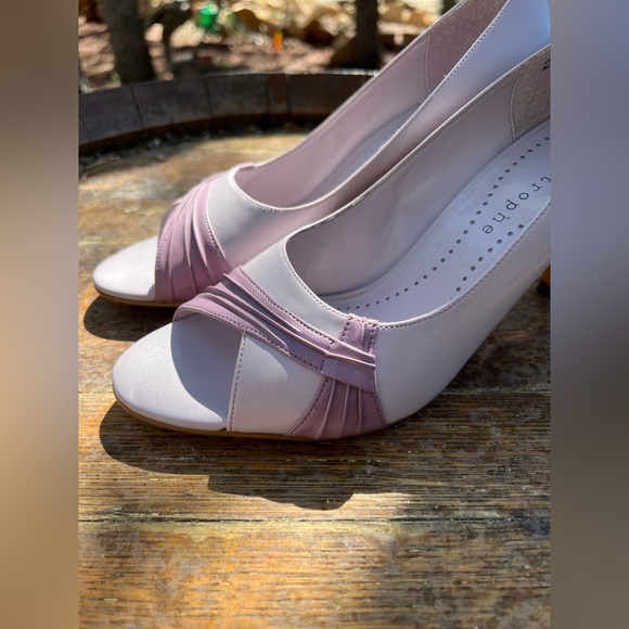 Apostrophe Mimi Lavender Open Toe Heel - Picture 5 of 8